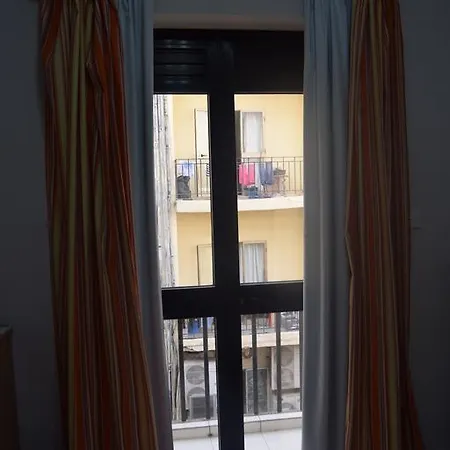 Young Paceville Apartment Saint Julian's