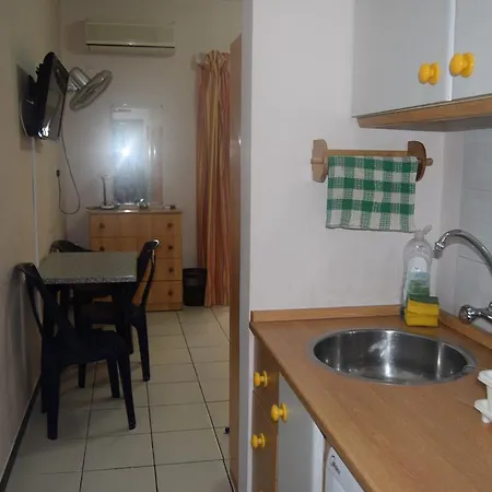 Young Paceville Apartment Saint Julian's