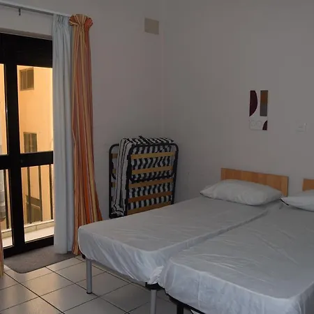 Apartament Young Paceville *