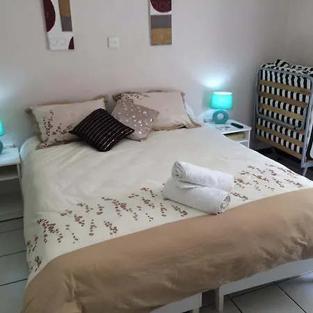 Young Paceville Apartment *